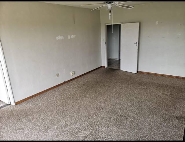2 BEDROOM APARTMENT TO LET IN CLARENDON